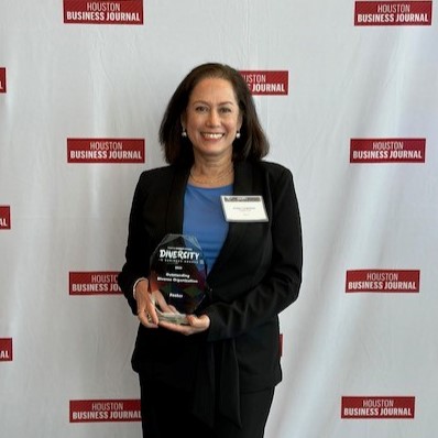 Foster LLP is honored to receive the Diversity in #Business Award from the @HOUBizJournal . 
This recognition is a testament to the firm's ongoing commitment to #diversity and #inclusion.

#diversityandinclusion #FosterLLP #immigrationlaw #immigrationattorneys