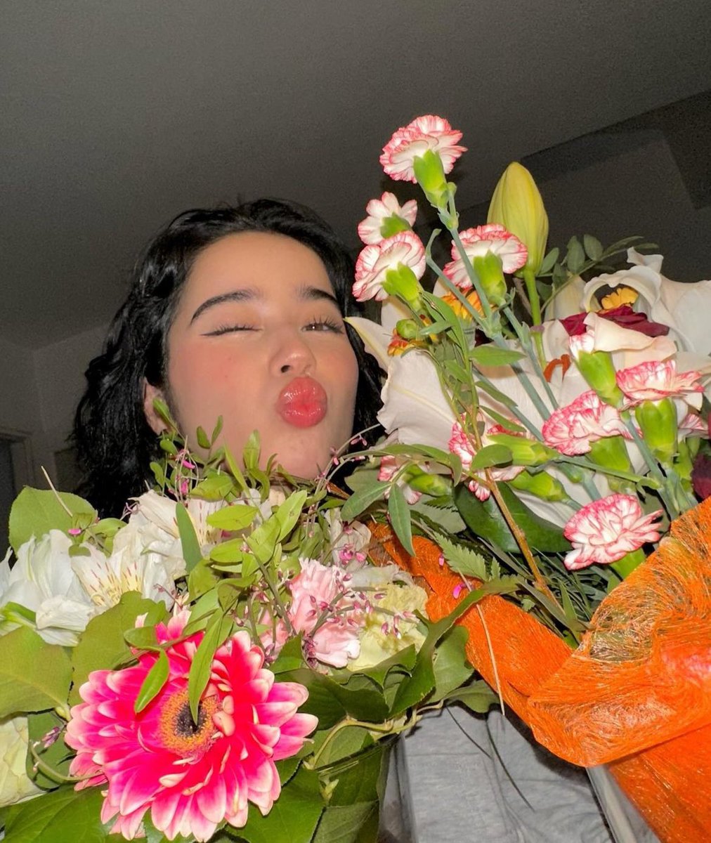 ᅟ 
ᅟ 
ᅟ                         𝐢𝐧𝐬𝐭𝐚𝐠𝐫𝐚𝐦 𝐩𝐨𝐬𝐭
                                ⋆𐙚₊˚⊹♡
                     🤍 feeling good 🤍
ᅟ
ᅟ
                     #freerol #fakeland
ᅟ