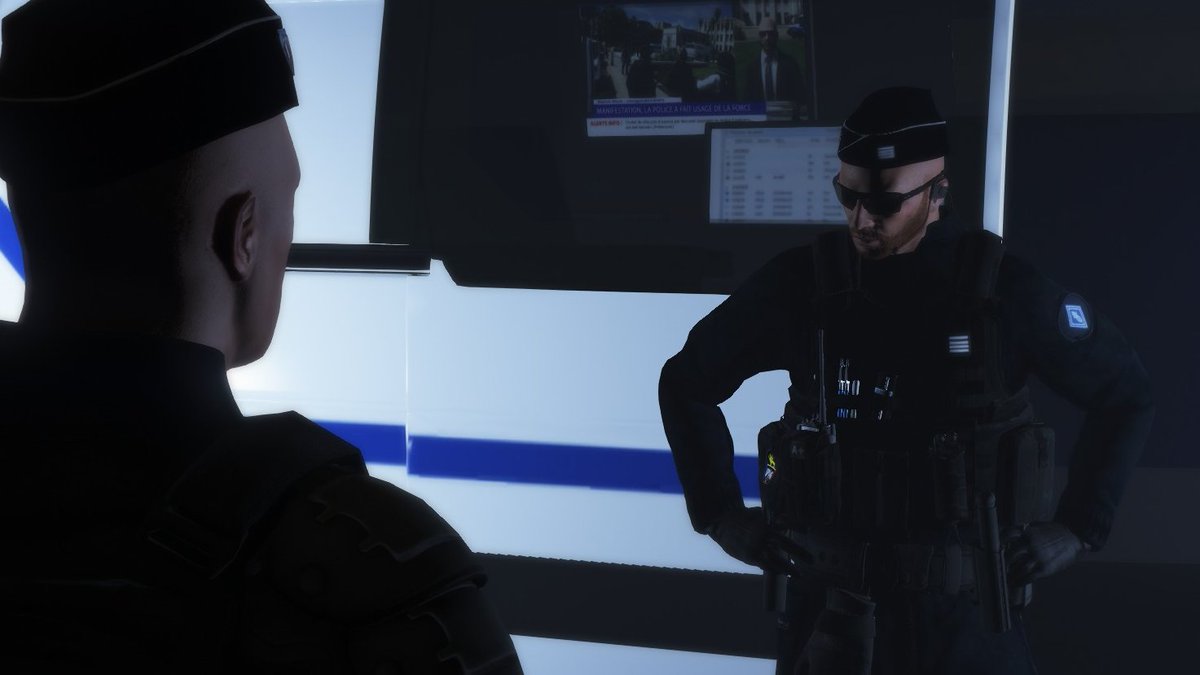 ⚪🔵 Bravo à l'<a href="/OM_Officiel/">Olympique de Marseille</a> ! 
Un match sous la protection sportive de la <a href="/PoliceNat13/">Police nationale 13</a> ! ❤️