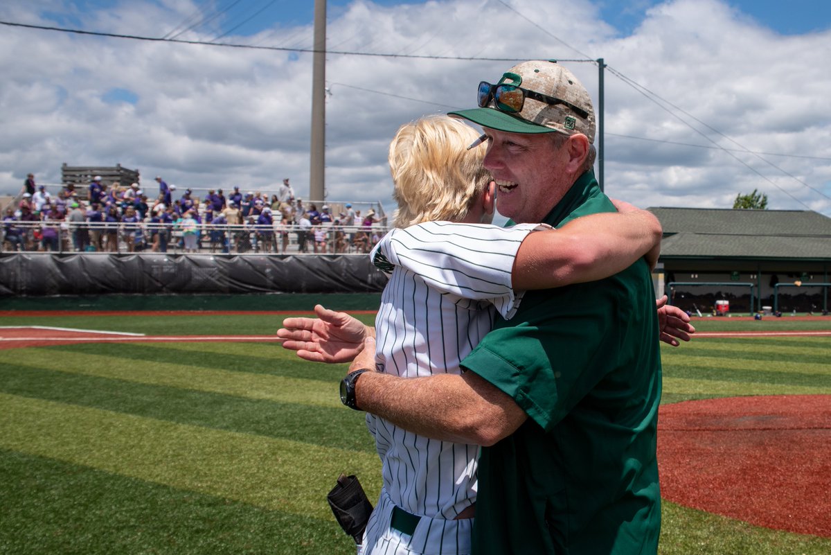 andrewtsimonson's tweet photo. Longtime Pelham baseball coach Sean Anderson announced his retirement following 30 years, two state titles and countless memories with the Panthers.

Story: https://t.co/HQpHGR6jJR https://t.co/C6wAGtsai3