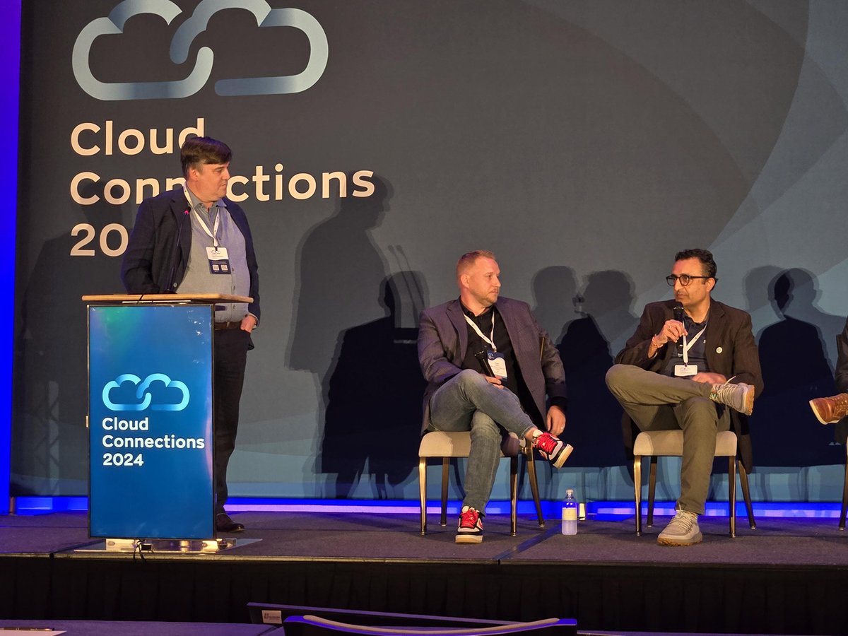 netsapiens's tweet photo. @_abuch_ shared the stage with other industry experts today at #CloudConnections for a great discussion about innovations driving cloud adoption. 

#CC24 #PoweredByNetSapiens @CloudCommsAll https://t.co/QGpWbrUdag