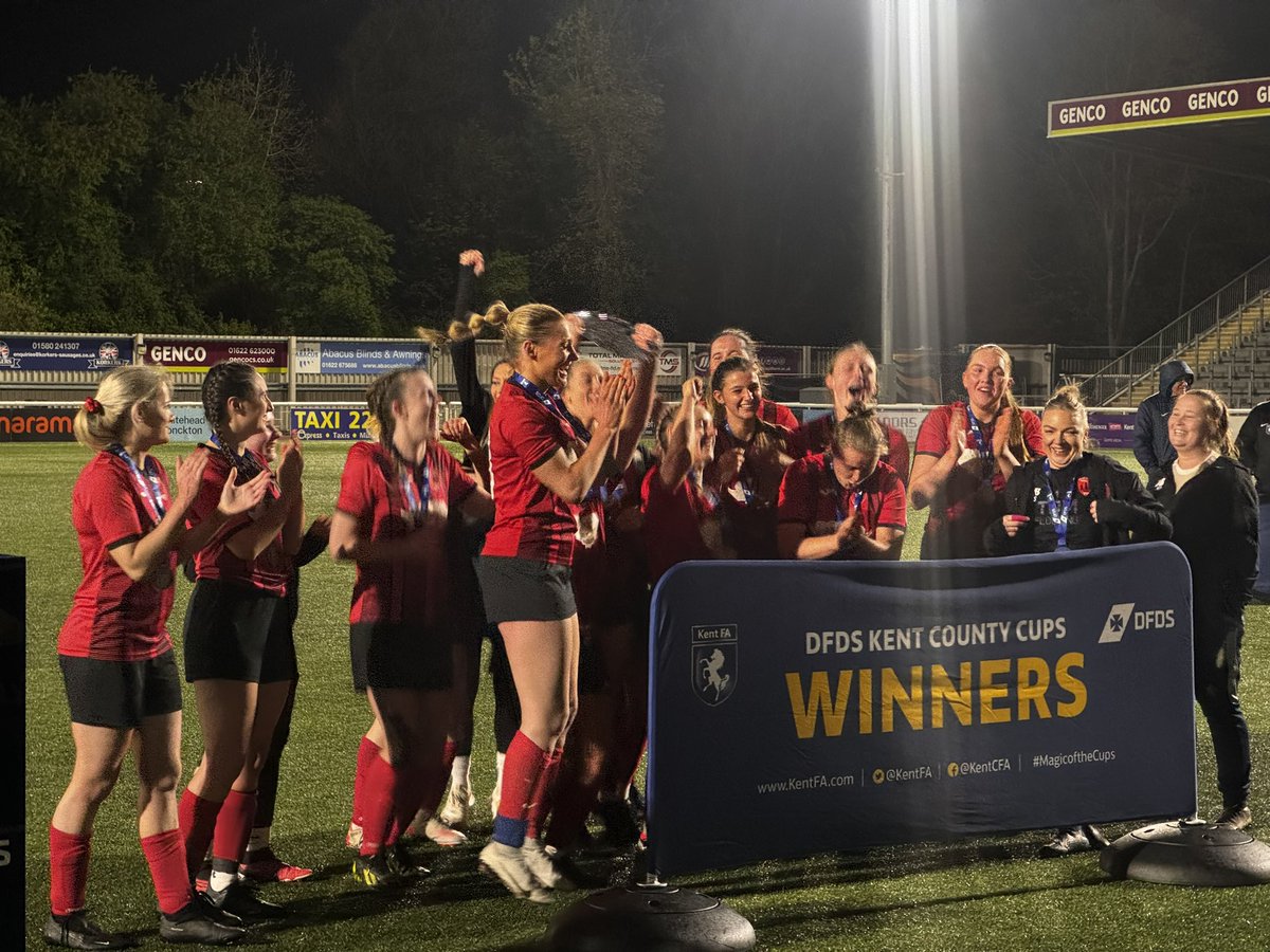 Congratulations our amazing @ForestersLadies 1st XI winning the @KentFA @DFDSGroup #plate tonight in there 6-1 win over  @Pettswoodladies who battled to the end. 

Well played both teams 

#fozzies 🟥⬛️🟥⬛️
@SECWFLnews 
@WestKentSport