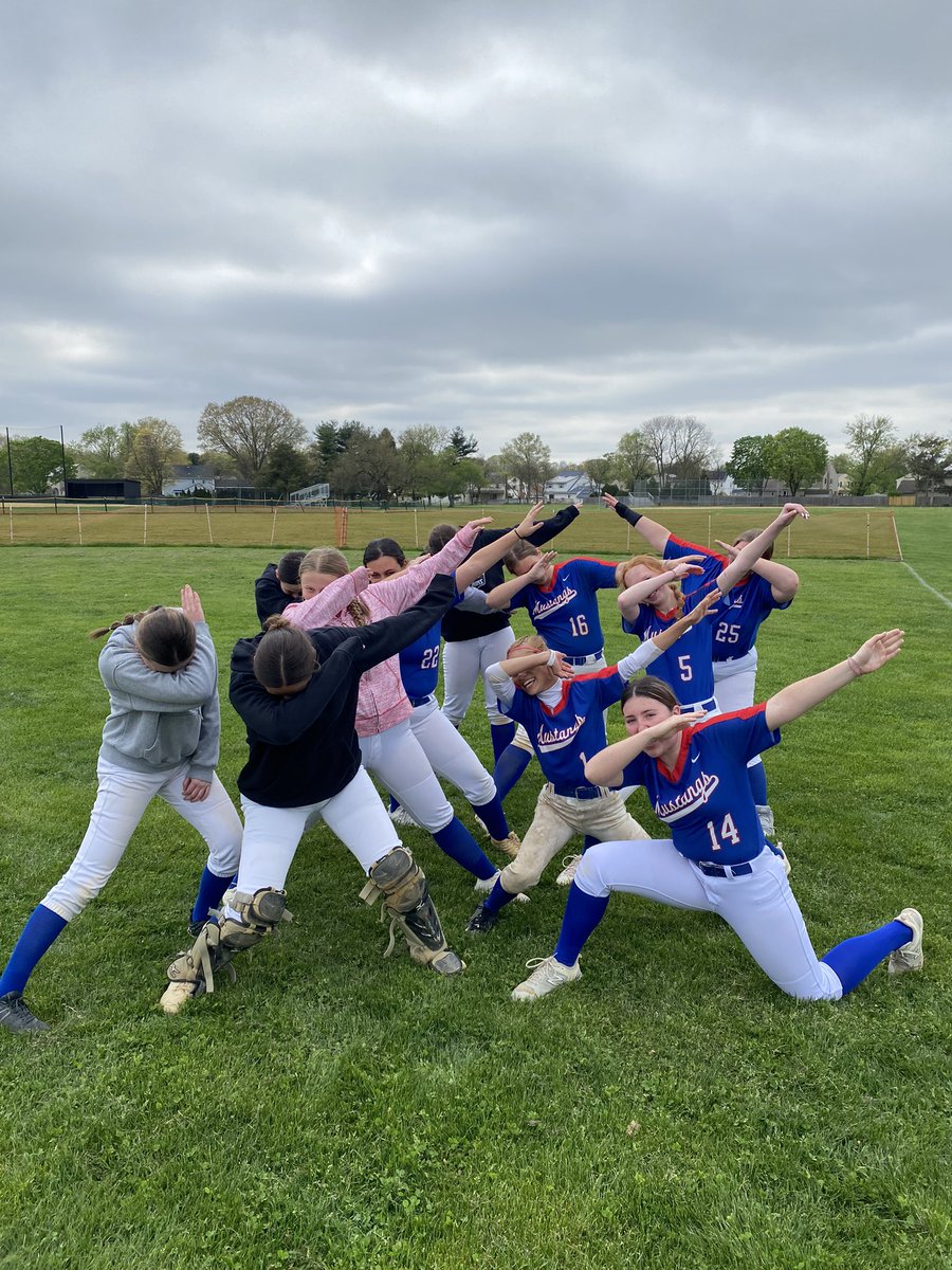 JV picks up the win against Deptford as well. In an offensive explosion, every player had a hit. Jordyn Iacovone turned in another gem on the mound. #bringitback