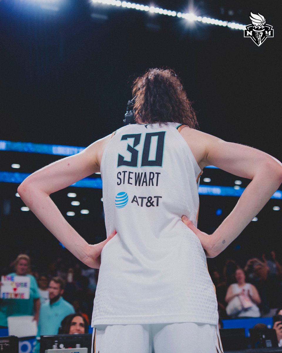 nyliberty tweet picture