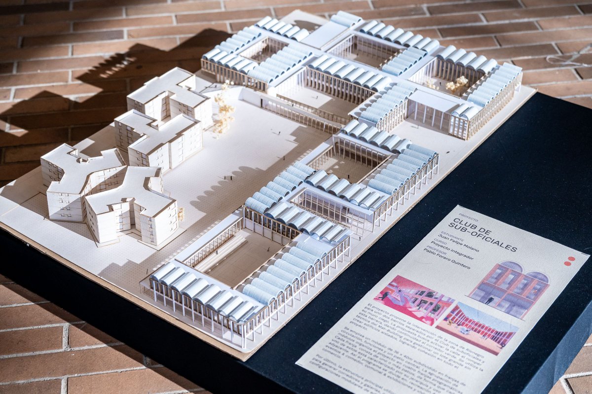 ArqDisUA's tweet photo. Una muestra de proyectos de estudiantes #ARQDISUniandes que podrás visitar hasta el próximo 3 de mayo en la sala de exposiciones del primer piso Bloque C #Uniandes.

#ArchitectureExpo #Expo #ExpoArquitectura #SchoolOfArchitecture #Bogota #Colombia https://t.co/UotiD2Rvxj