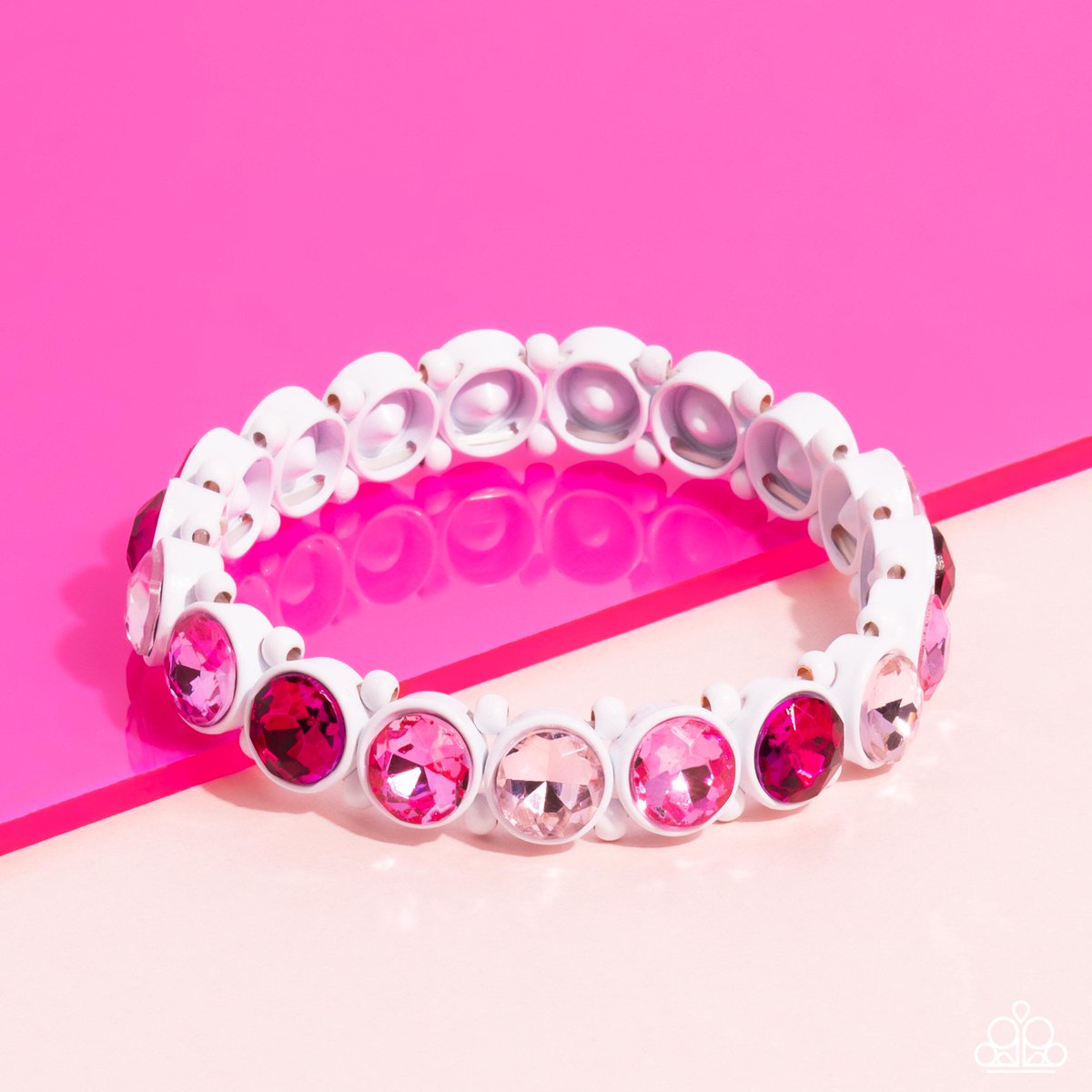 PaparazziAccess tweet picture