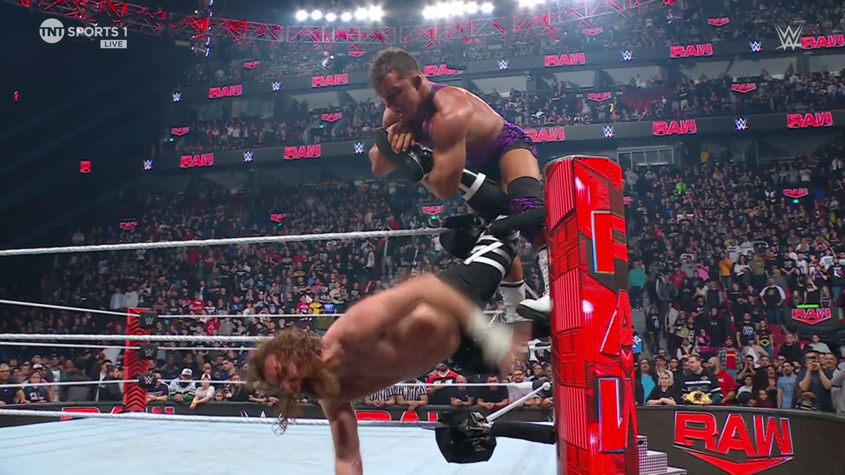 The Champion Of The People • NOT @SamiZayn tweet media