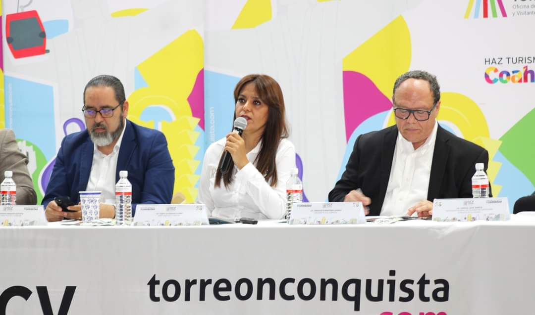 desierto_voces's tweet photo. ¡UAL marcando presencia en la Asamblea de OCV Torreón! 💚 Ruth Piña Rodríguez, coordinadora de Turismo y Gastronomía, representó a nuestra universidad en este importante evento.
#UAL #OCV #Torreón #Turismo #Gastronomía https://t.co/qISJz1cpuE