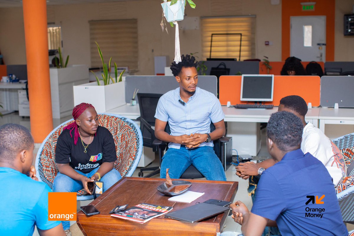 RapRampageSl's tweet photo. Earlier today, the leadership team of Rap Rampage Management, headed by the Director Mamud Happy Jalloh, paid a visit to #Orange HQ to officially present the winner of Rap Rampage Season One Ray-Boy Blu. https://t.co/0H8HoJVYQR