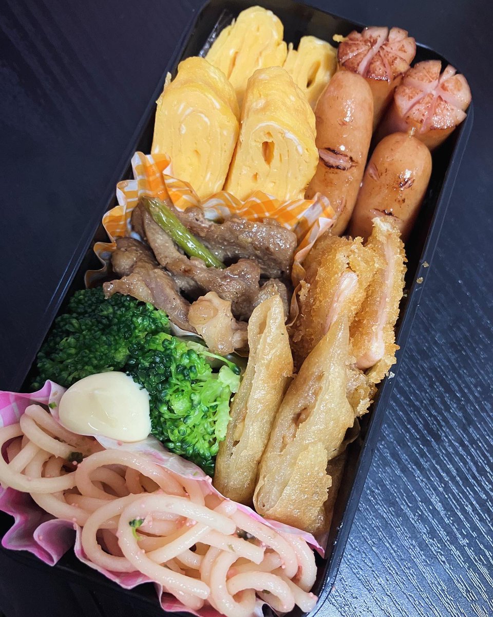 Kzn_Knm's tweet photo. きぃ様💓
遠足らしくて久しぶりのお弁当作り🍱 https://t.co/VjXmm8b2Xd