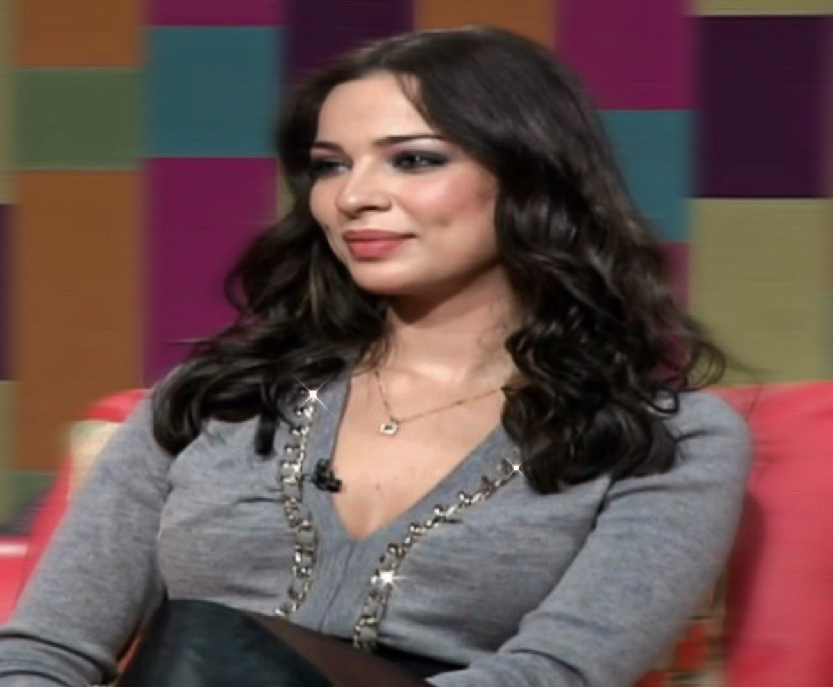 GORNNN_'s tweet photo. OLD BUT DEFINITELY GOLD .. 
NADINE GORGEOUS NJEIM, 2012 💖 https://t.co/451D358Dd9