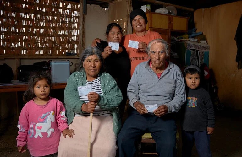 Con 15 de cada 100 niños en las 🌎 solo parcialmente protegidos contra enfermedades prevenibles por vacunación, el @DirOPSPAHO, D. Jarbas Barbosa, instó a los países de la región a continuar los esfuerzos para recuperar la cobertura de vacunación de rutina paho.org/es/noticias/18…