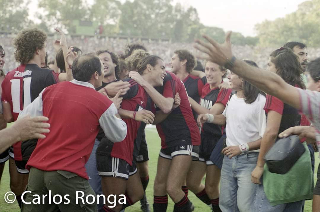 ElColoso74's tweet photo. 14/04/1991 🔴⚫️ https://t.co/h9DVRxqxvu