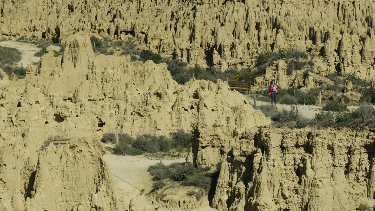 😍YA en el blog😍 ¿Habías oído hablar alguna vez de los Aguarales de Valpalmas? Pues sigue leyendo, porque este curioso paraje no te va a dejar indiferente 😉👇👇 conbotasymochila.com/como-visitar-l…