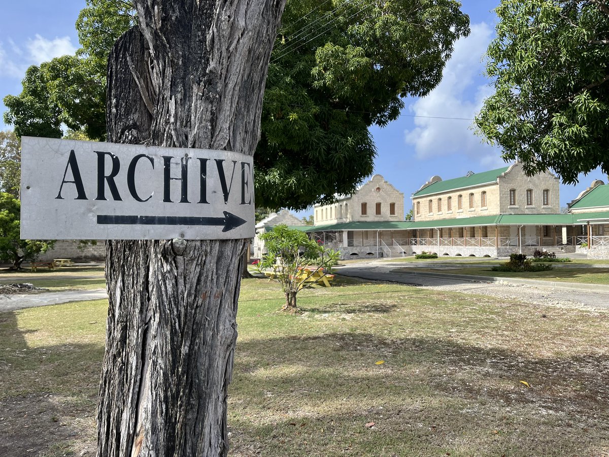 The archives in Barbados are incredibly complete for the 17C. Spent a glorious day in search of Irish women & found plenty of Bodkins, Byrnes, Daniels, Dillons, Kellys, Kennys, Lynches, Neals, O’Sheas, Rices & more. One third of all indentured servants to 🇧🇧were 🇮🇪 women.