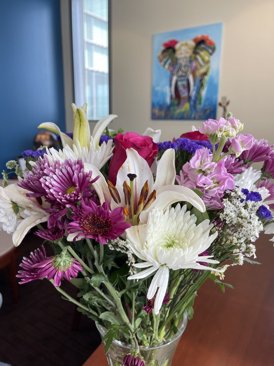 Best part of my day,  meeting my former & very talented undergrad student Saumya, who is graduating with an MPH  from Emory. She brought me flowers & thanked me for being her mentor. Priceless moment that sums up what we do in higher ed, #transforminglives. So proud! #beamentor