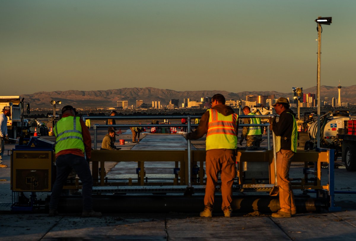 Airmen and civilians from the 99th CES conducted improvement repairs on part of a taxiway out on the flight line before sunrise. Kudos to these unsung heroes for their dedication in keeping us mission ready! 👏 @usairforce📸: MSgt. Alexandre Montes @aircombatcmd | @AirForceCE