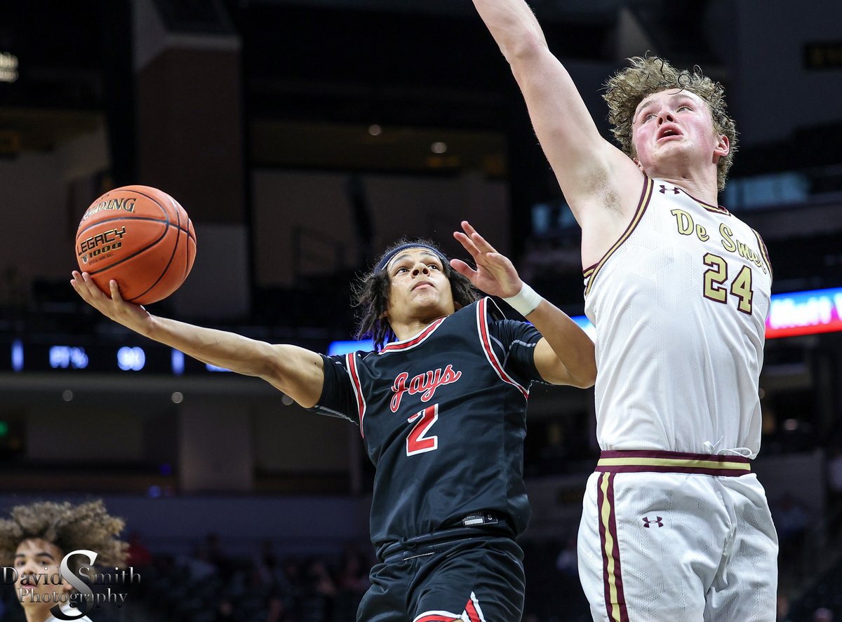 My high school sports images from the @MSHSAAOrg Class 5 Championship game between @DeSmetJesuitHS and @JeffCityHoops are now available for purchase through @SBLiveSports. My full image gallery can be viewed at scorebooklive.com/photo-gallerie…. @JeffCityJays @Shurtleff8Todd @SBLiveMiz