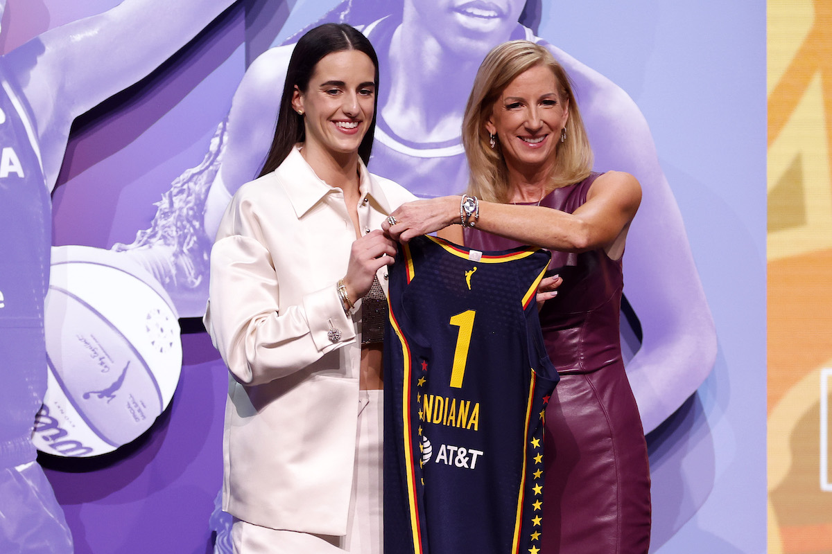 MirrorUSSports's tweet photo. Nike makes huge Caitlin Clark jersey blunder as WNBA season will be almost over by time fans get any 😬

https://t.co/DA1xUf8z8n https://t.co/yGsCwdE3no