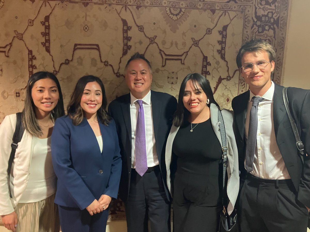 This week, our 2 sponsored bills made it out of the Assembly Higher Ed Committee, one step closer to: 
🎓Ending legacy admissions in private colleges #AB1780 
🎓Strengthening access to STEM #ADT pathways & closing racial equity gaps in transfer rates #AB2057