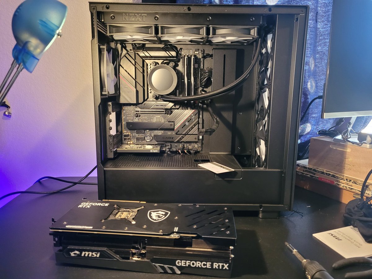 The wait is over(very short but anticipation...). Everything has come up to room temp and been umboxed. Now surgery begins. We will insert and connect a @NVIDIAGeForce 4090 to my @Brparadox build. Thenwe will be streaming again. @RegimentGG thanks for the discount code!