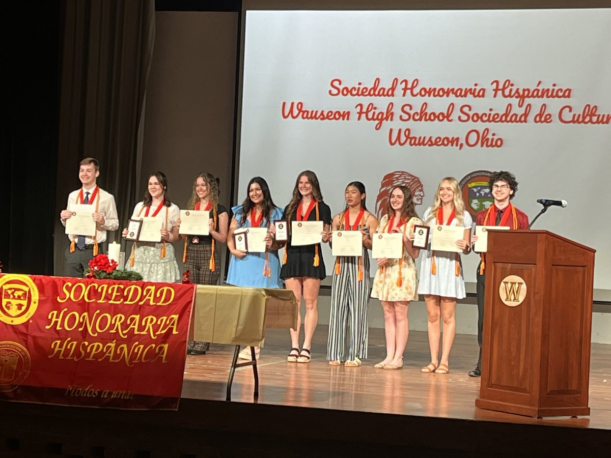 WauseonHigh's tweet photo. At tonight’s Sociedad Honoraria Hispanica Ceremonia de Induccion Y Premiacion five students were inducted and senior members were recognized. Congratulations to all students! #WauseonPride https://t.co/Xk7LqRtU2k