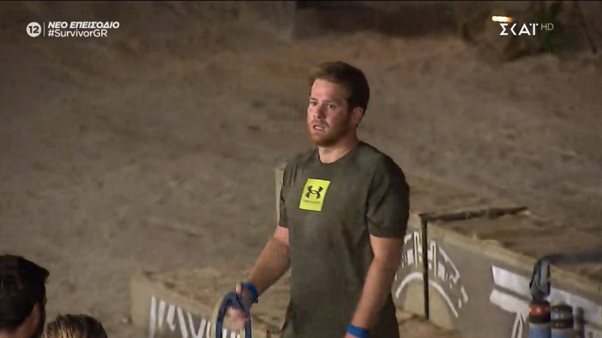 half_sketo's tweet image. Φίλησε τον τελευταίο κρίκο λίγο πριν νικήσει, πήγε στον πάγκο κ παραχώρησε τη θέση του για να πάει να βρει τον πατέρα του
Είσαι μεγάλη λατρεία ❤️ #survivorGR