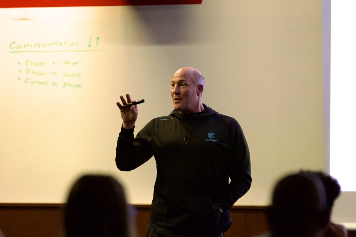 Thank you @scottpioli51 for coming out to speak with our rising seniors last week!
