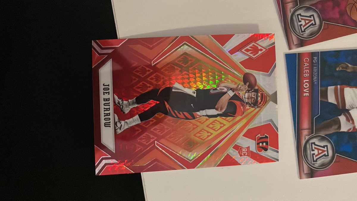 Ddawgssportscards tweet media