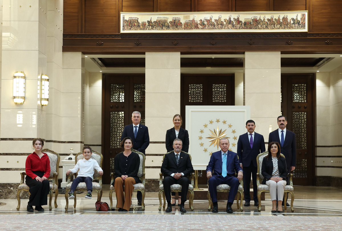 Presenting credentials to the Head of State of the appointed country is one of the most memorable moments in an Ambassador's career. President Erdoğan warmly welcomes each Ambassador and their family members creating a truly unforgettable experience regardless of their family