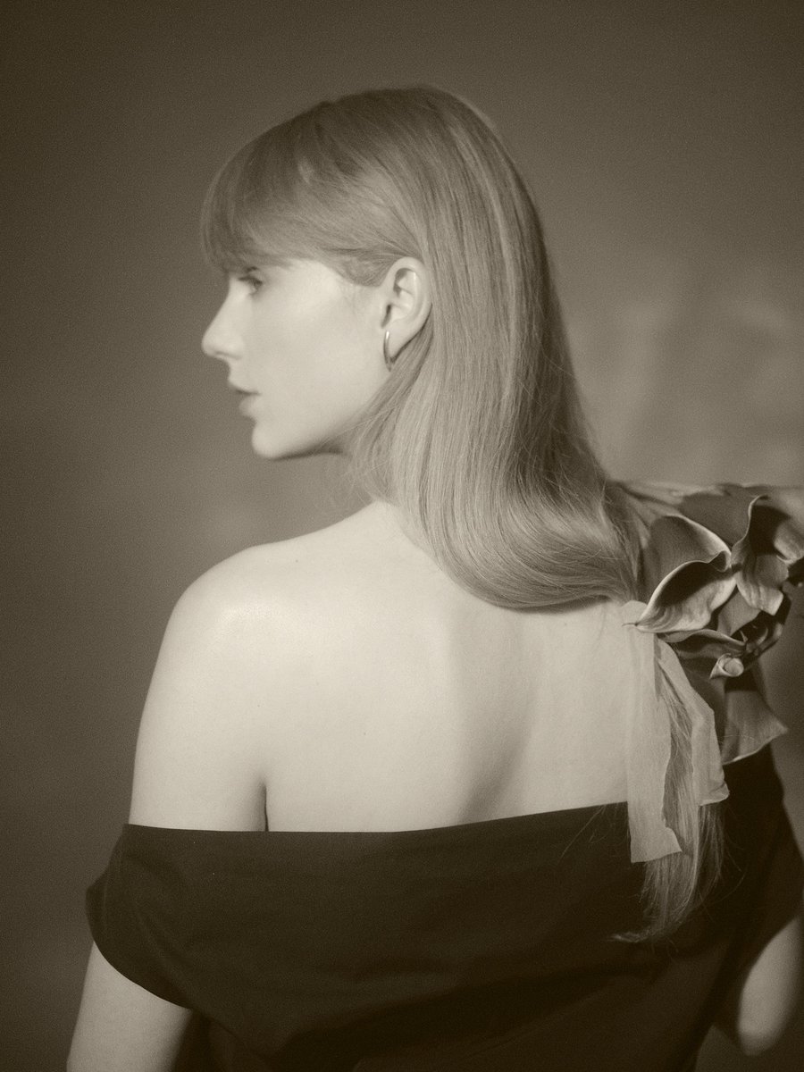 taylorswift13's tweet image. The Tortured Poets Department. An anthology of new works that reflect events, opinions and sentiments from a fleeting and fatalistic moment in time - one that was both sensational and sorrowful in equal measure. This period of the author’s life is now over, the chapter closed and…