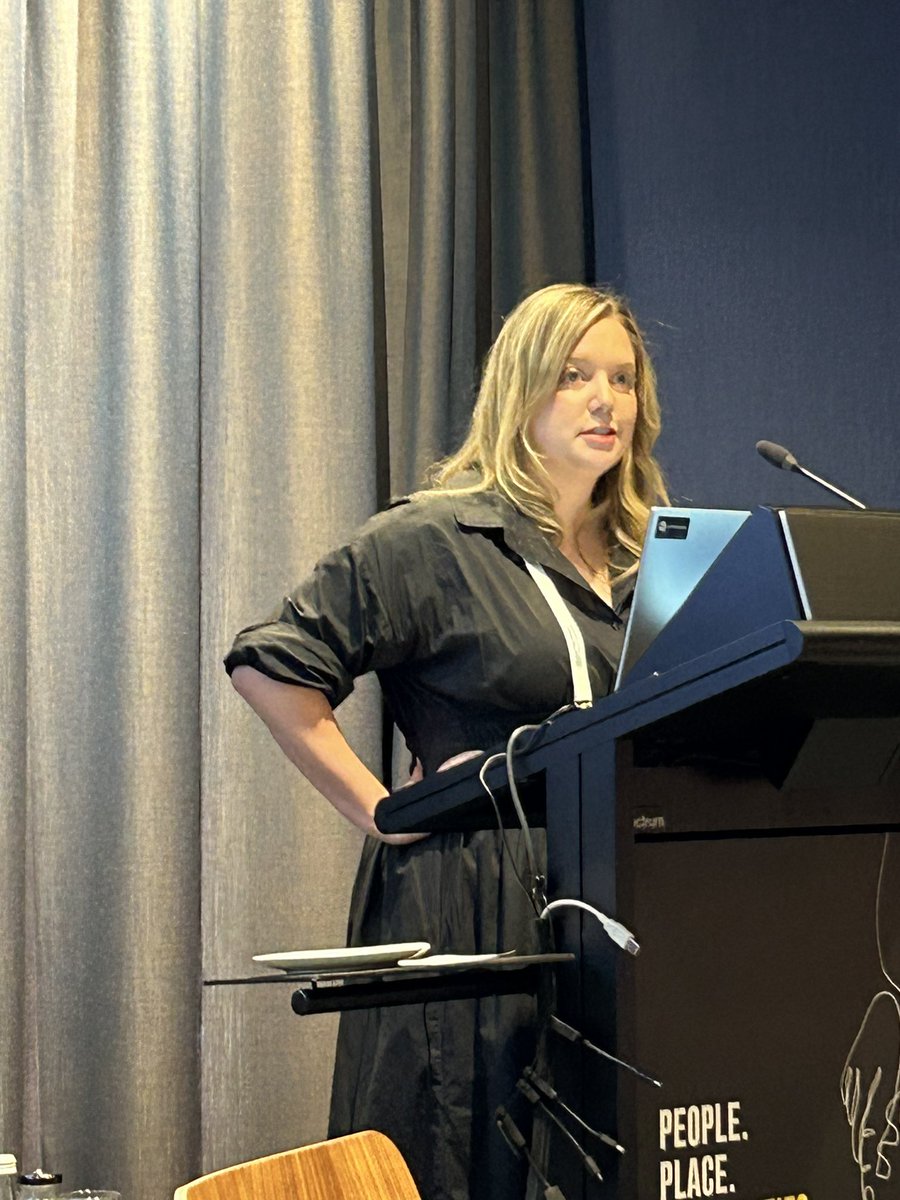 drcarolynee's tweet photo. So proud of Makala Castelli our inaugural @PC4TG consumer research award winner presenting on an SR on patient-led survivorship models
An absolute โญ๏ธ #CAPRI24 @DrAnnaSingleton @DrNicolasHart @jasmineyee_ https://t.co/oj9xTEJpVa
