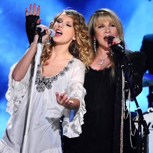 TheSwiftSociety tweet picture
