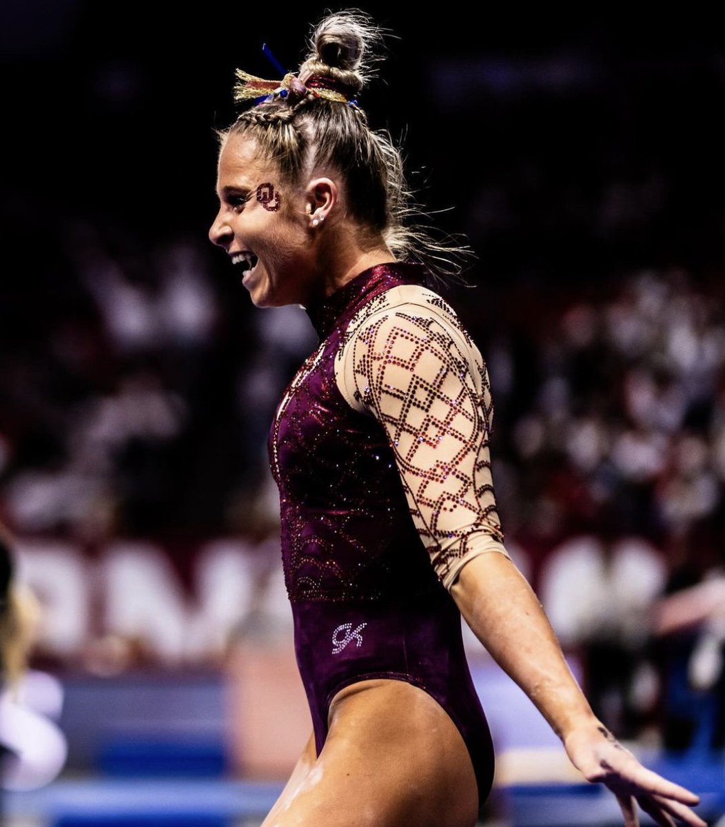 bhslayout's tweet photo. 2014 -> 2024
what an amazing run it's been for ragan smith https://t.co/dc4c6b6uMT