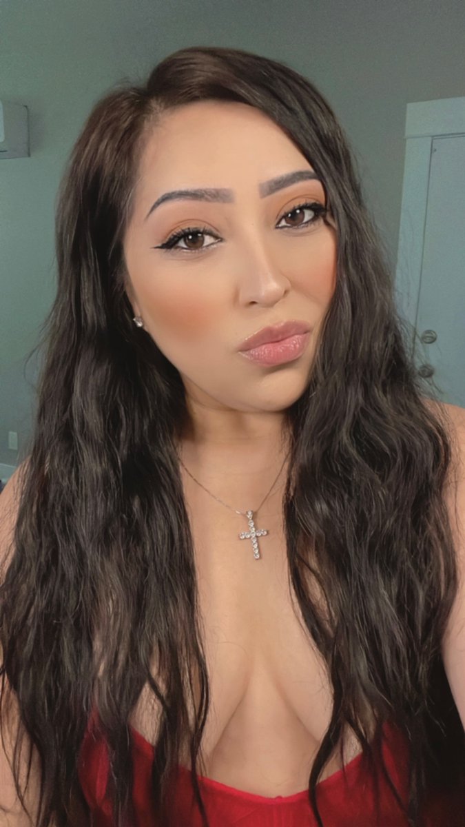 MissNayOhMe's tweet image. Call Me Rose. 🌹