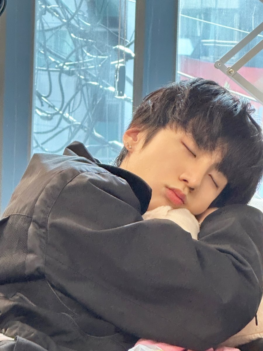 82Message's tweet photo. [#동네친구_성일]
영원한 금쪽이 성모😜
상남자라고 하지만 그 안에 여린 마음이 있다는 거 난 알고 있다..
기대고 싶을 땐 걱정 말구 언제든 나한테 기대도 돼!!
오늘 하루만큼은 가장 행복한 날이 됐으면 좋겠어🤣
생일 축하한다~~🥳

#82MAJOR #82메이저 #에이티투메이저
#조성일 #CHOSEONGIL https://t.co/P6e2q7frG4