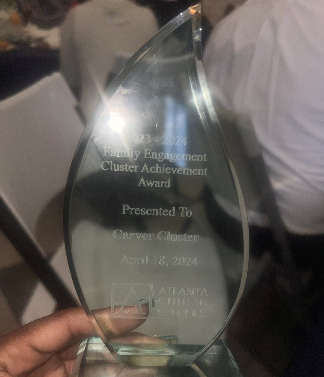 Huge CONGRATULATIONS 🎉 to the CARVER CLUSTER on receiving the Family Engagement Cluster Achievement Award today! Your dedication to fostering strong family-school partnerships is truly commendable. Keep up the amazing work team! We are #OneCarver ❤️@TommyUsherAPS