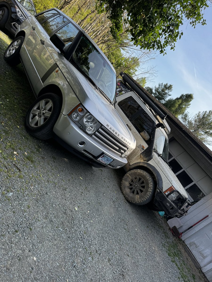 RgeHardRgePropr's tweet photo. When sad, buy another Rover lol https://t.co/XnF0DOhXue