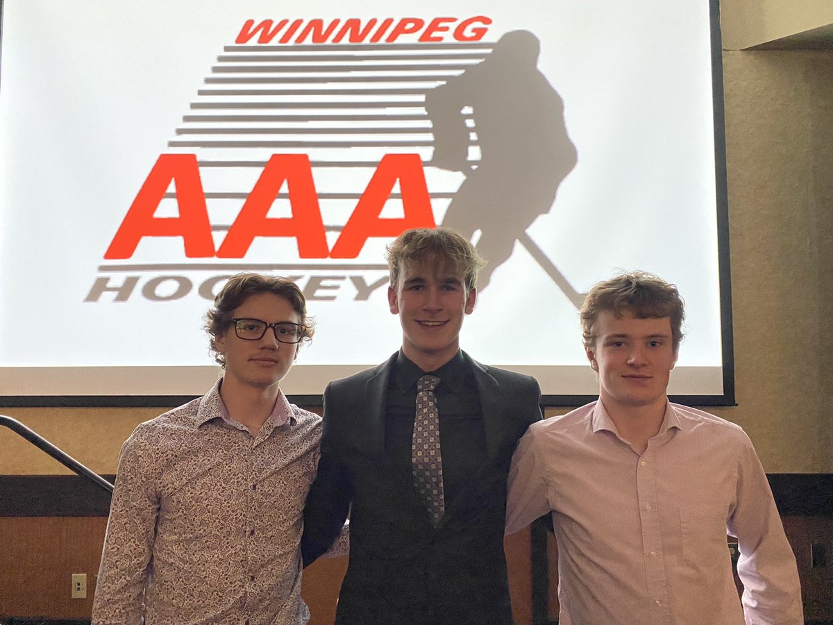 The Bandits attended the Wpg AAA Hockey year end awards banquet.  Matt Dupuis was up for Hardest Worker, Brodie Cameron for Top Goalie, Grady Yon for Top Defenseman &amp; Shane Elder for Top Forward &amp; MVP.  Congrats to Shane Elder who was named Top Forward of the U17AAA League! 🤠🏒