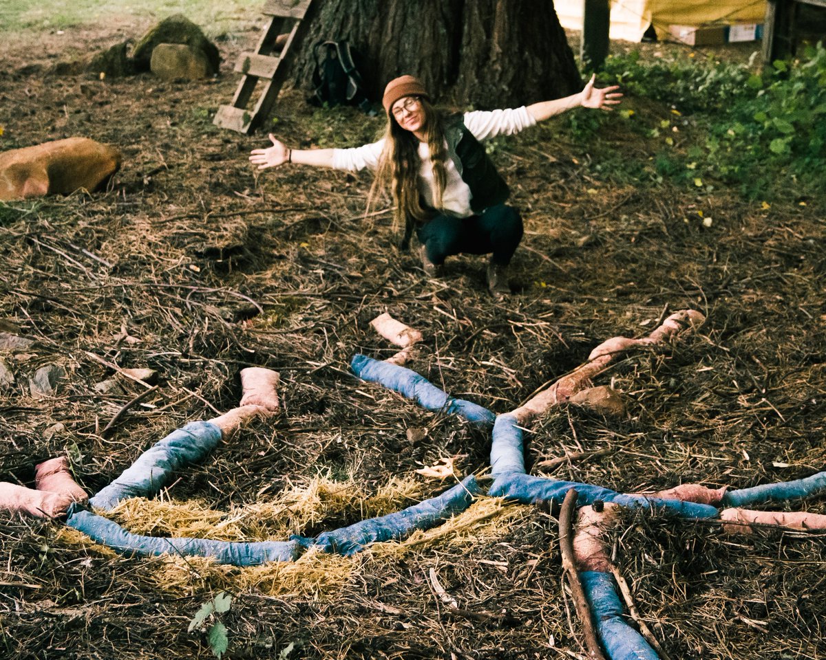 🍄 At each Rad Myco we make space for some form of a mycelial installation on the host's land 🍄

We've done mycoremediation experiments, installed productive mushroom gardens, and, as shown here, explored more expressive forms of installs.