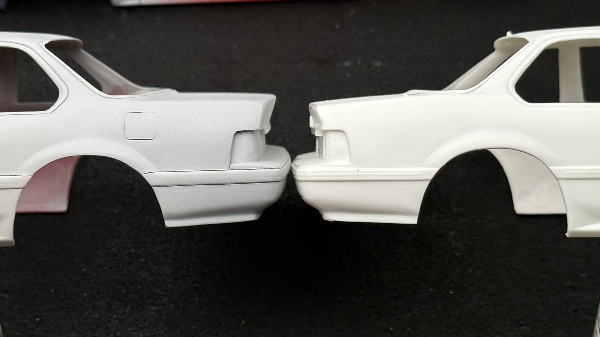 f2_design's tweet photo. フジミプレリュード改造お助けセット。
尻下がりトランクのプロポーションの修正。テールガーニッシュの目立つダボピンを無くしたパーツをはじめ、後期型バンパー・リアレンズ、ホイール各種、ダウンサス、サンルーフレール、ATレバー。そして目玉はインクス改造お助けセット。 https://t.co/e3rUcw693e