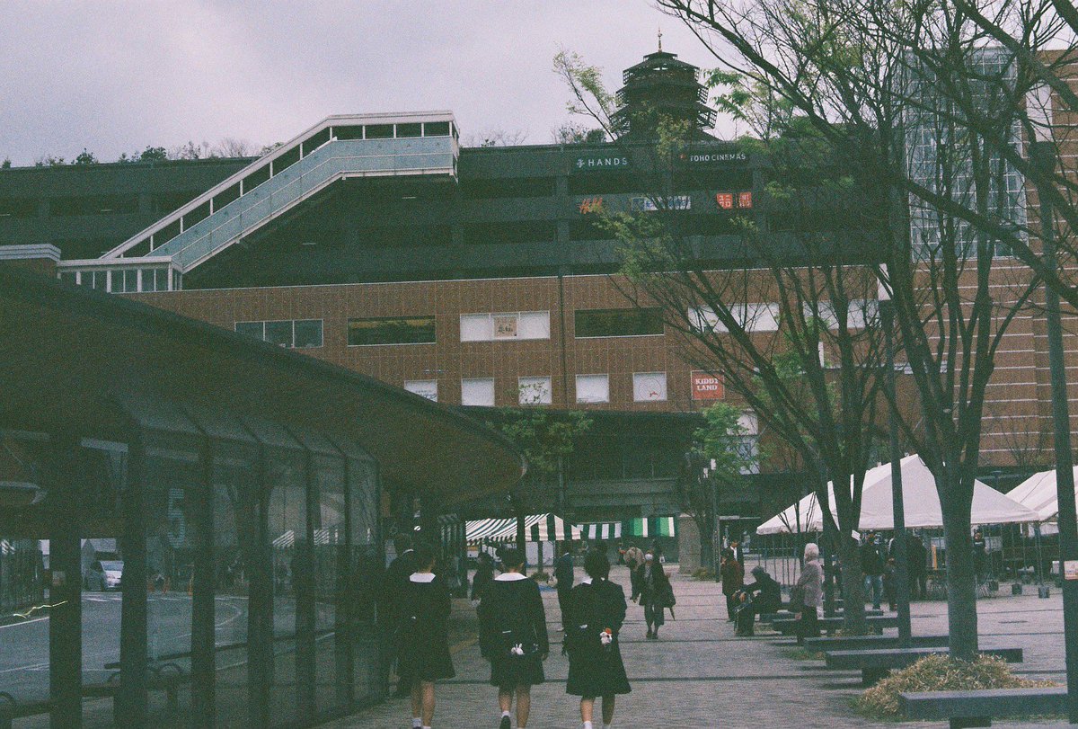 o__09_ta's tweet photo. @4gatsu_movie 七菜ちゃんのイベントで大分行った時に同じPENTAXで撮った写真！ https://t.co/oK5VjBew4V