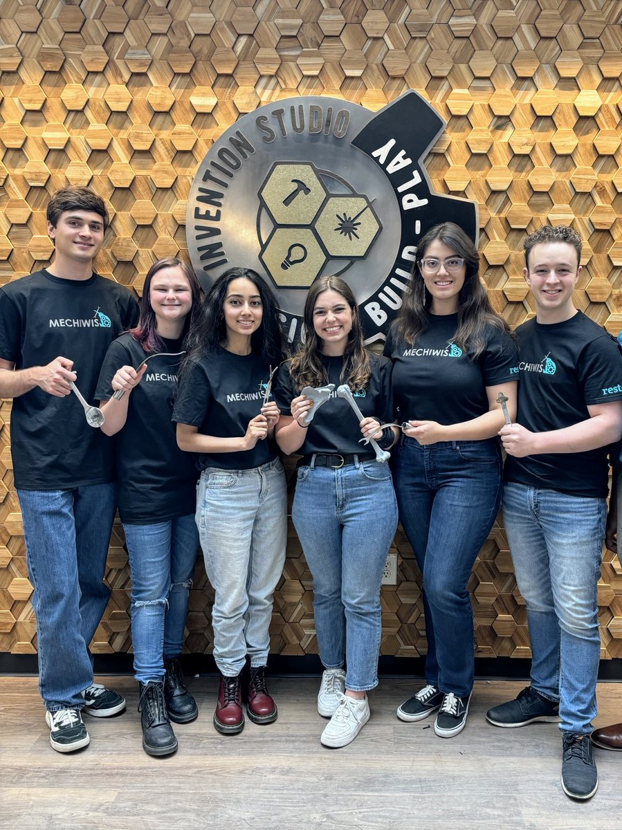 asjariwala's tweet photo. Where else can you find 1000+ engineers showcasing prototypes of inventions that will make this world a better place?!

Visit #GTExpo on Tuesday, 4/23 with your friends, family, colleagues and co-workers. https://t.co/2Z1zLAVUMK