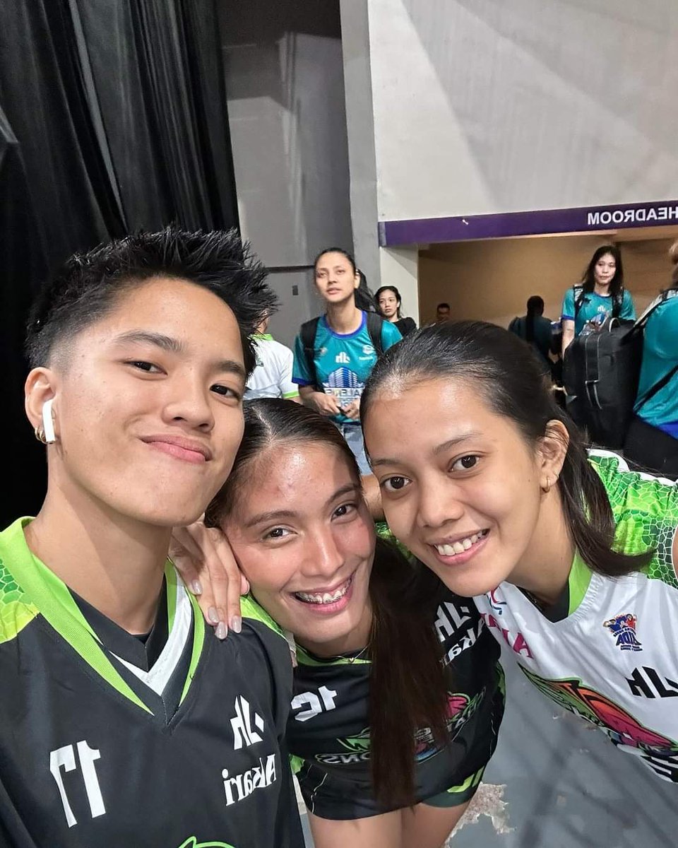 ivylacsinafam's tweet photo. Ibyangsskiee with kamuyyy and nxled gurlss 🦎💚 @ivy_lacsina

#ivylacsinafanmilyofficial 
#NxledNation 
#IVYLACSINA 
#ilfo https://t.co/qxu9aXgOyt