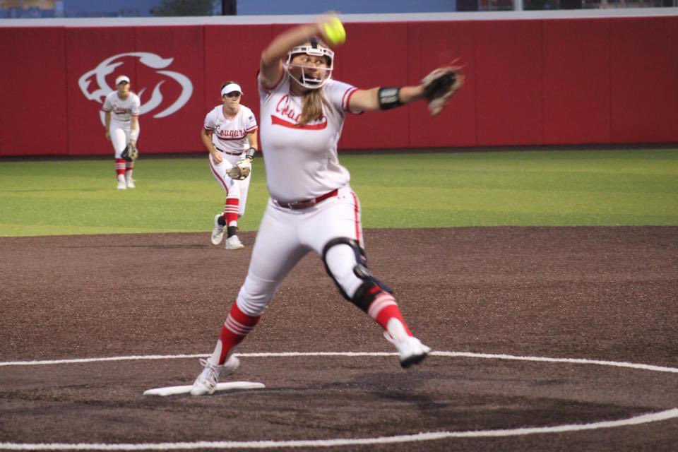 AddiBailey2024's tweet photo. Senior night the other day! Can’t wait to see what the future holds for us all! ❤️🥎 @mooneyhambomber @ABU_Softball https://t.co/5yFtNYqatH