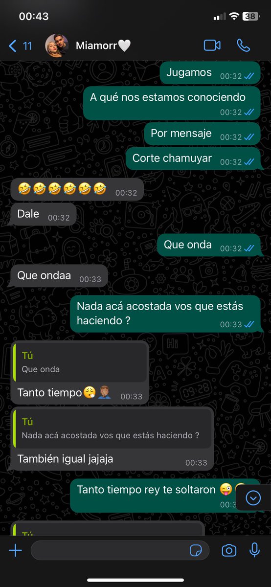 candeelabaroni's tweet photo. Jajajajaja re golpeados 🤣 https://t.co/tHt0sP5eJh