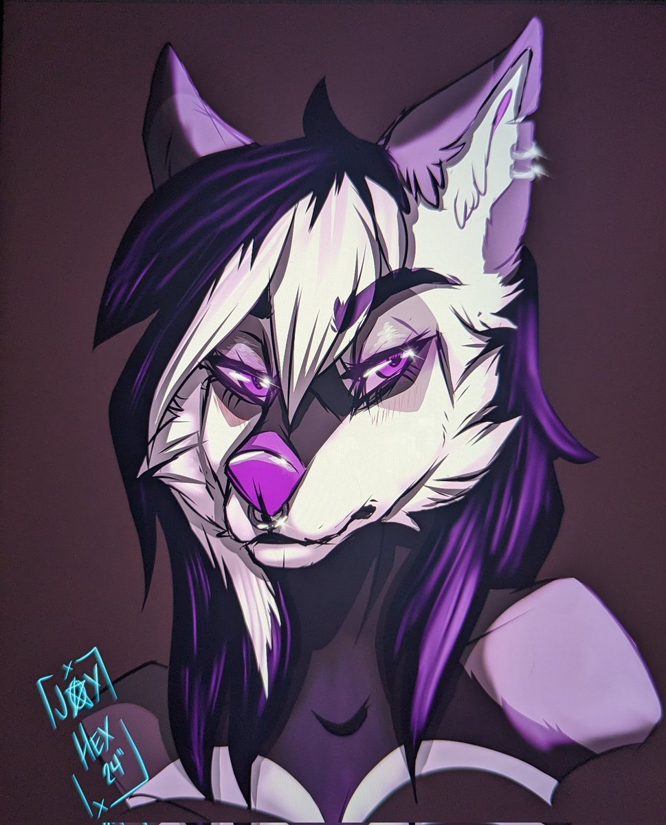 Finished sketchy comm for @JadetheMutt !! I ADORE this Sona so much!!! I hope later on I get to do her again!!! 

Still have a couple open slots!!! Come grab one while ya can 🖤🖤🖤