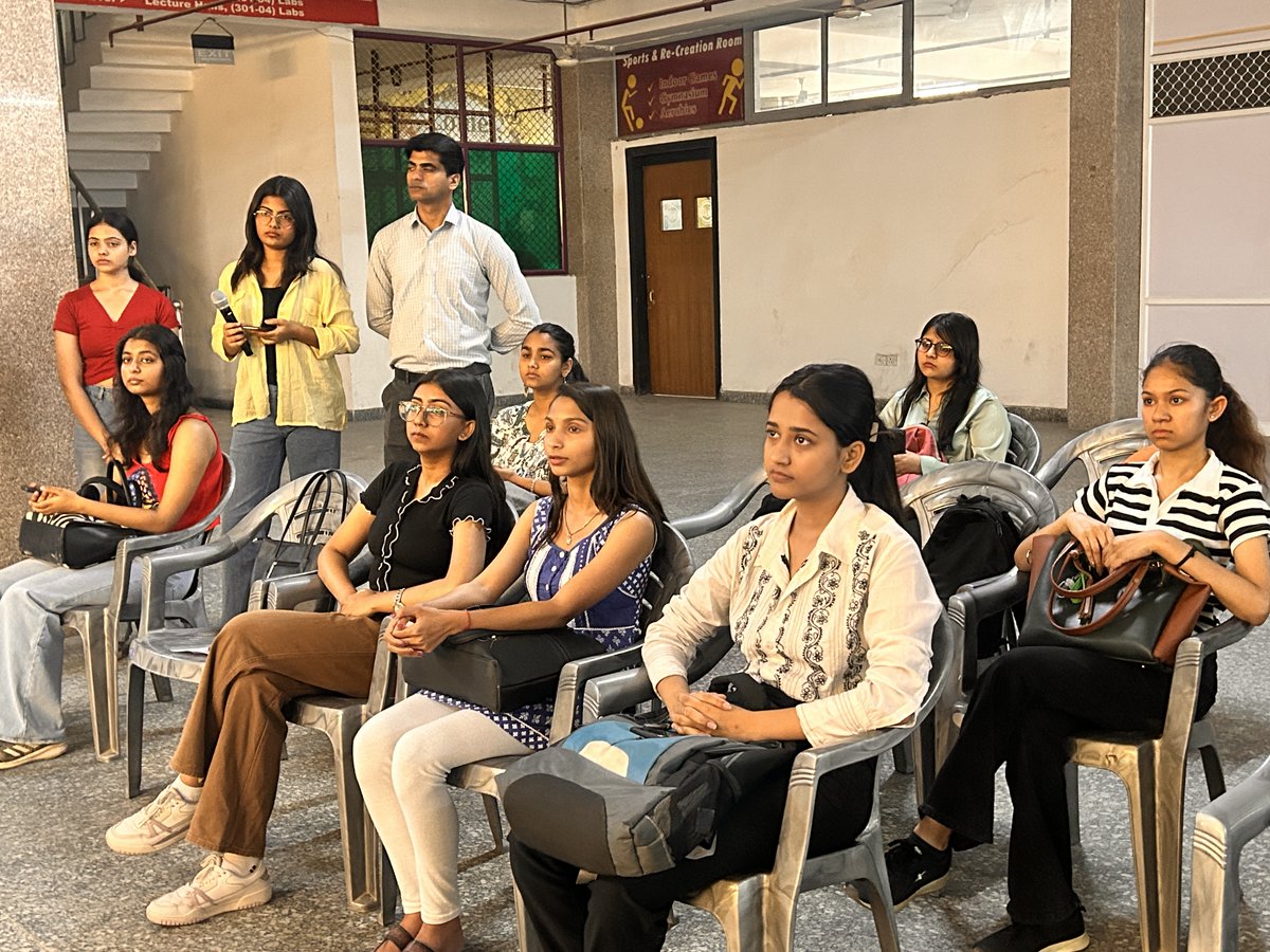 FIMTDELHI's tweet photo. 🏆 FIMT's PROSPEROS Literary Society! An #ExtemporeCompetition on #ViksitBharat2047 Congrats to the winners: 1st: Glory Singh (BBA LLB) 2nd: Tanvi Deol (B.Ed) 3rd: Khushi (BA English Hons) Kudos to all participants for their insightful contributions!
https://t.co/EWFon6UC6P https://t.co/w1bmW2TYcb