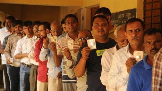 Sucharita4Puri's tweet photo. It's the beginning of the end of the Anyay Kaal. As India celebrates the Festival of Democracy and 102 constituencies vote today in the first phase, the nation looks ahead with confidence to the dawn of the Nyay Kaal in the near horizon! https://t.co/RxklkIC5KC