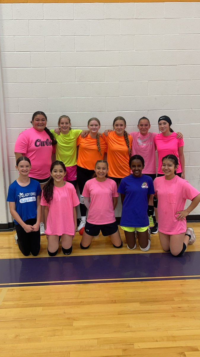 bbg05ntx's tweet photo. Great first night of 6th &amp; 7th grade spring league volleyball in Granbury. So proud of all these girls! 🏐🏐🏐🦉🦉🦉
@LoflinMS @AthleticsLoflin @JhsOwlsvball https://t.co/JyaGLEQEkG